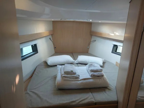 Hire Sailboat with or without skipper Bavaria Lefkáda