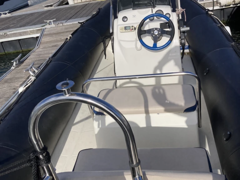 Hire RIB with or without skipper Bombard Larmor-Plage