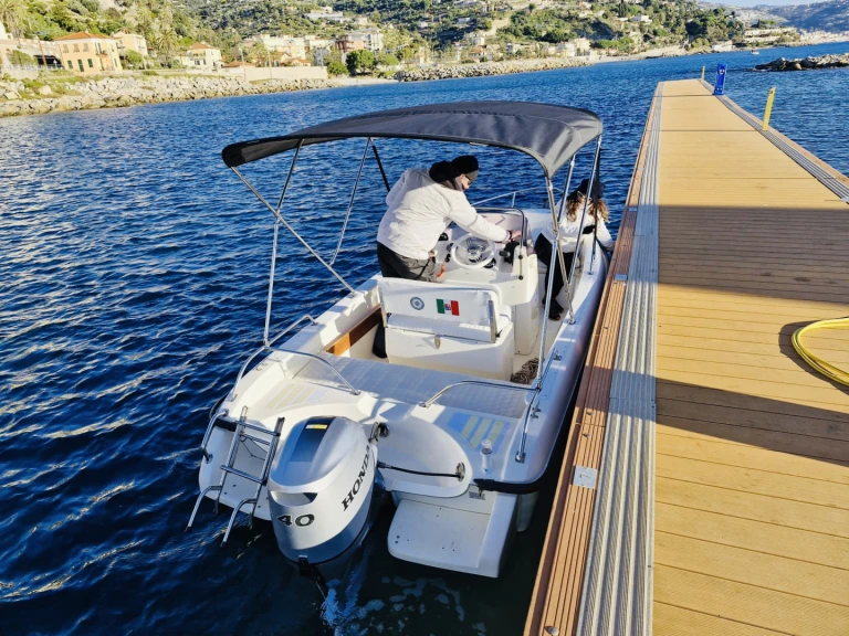 Molinari Molinari ontario charter bareboat or skippered in  Sanremo