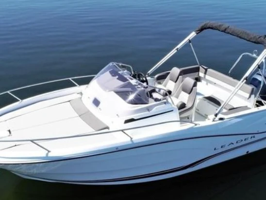 Motorboat to hire Porto di Amalfi Marina Coppola at the best price