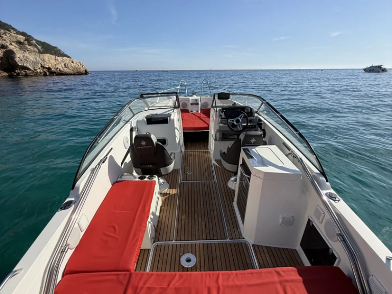 Hire a Jeanneau Cap Camarat 7.5 BR Saint-Cyr-sur-Mer