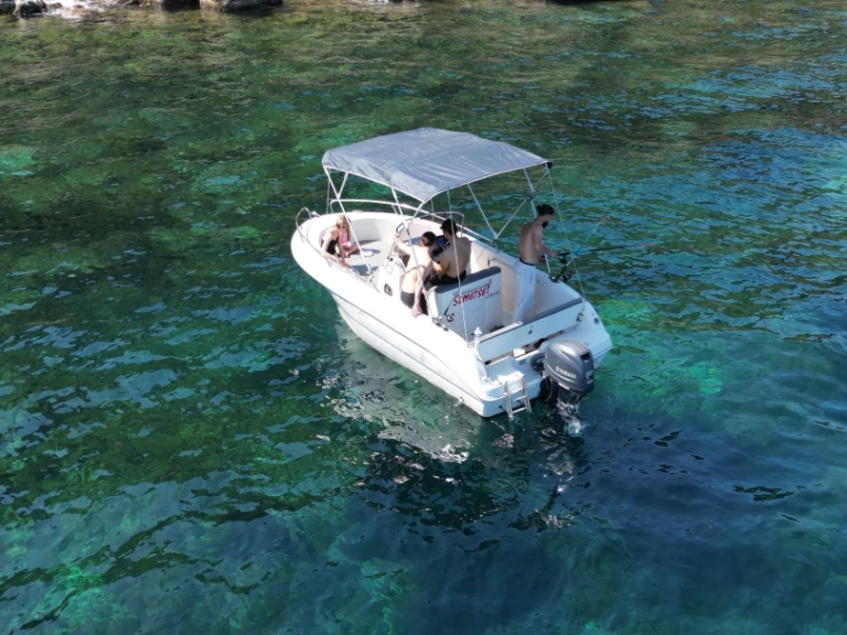 Motorboat to hire Mandelieu-la-Napoule at the best price