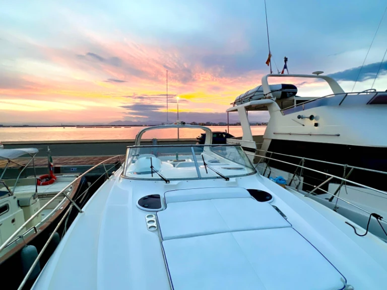 Bavaria Bavaria 37 Sport charter bareboat or skippered in  Roses