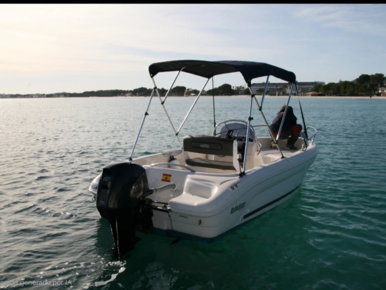 Hire a Ranieri Soverato 565 Alcúdia