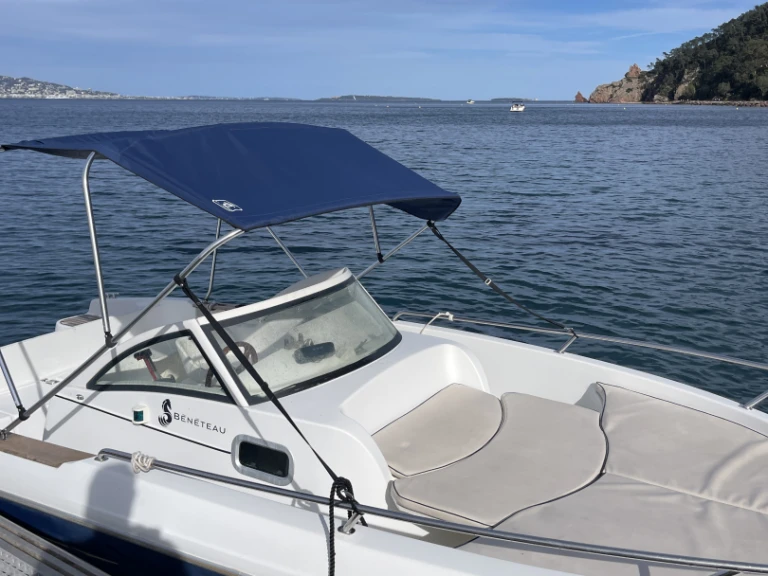 Yacht hire Mandelieu-la-Napoule cheap Ombrine 630