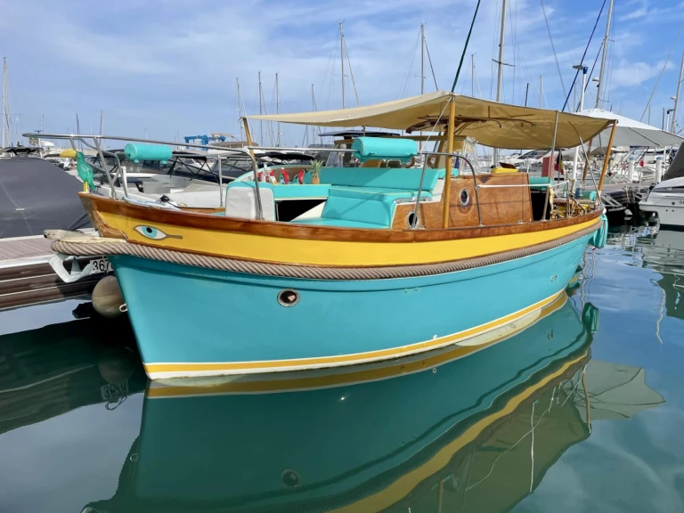 Harding Life boat  charter bareboat or skippered in  Golfe-Juan