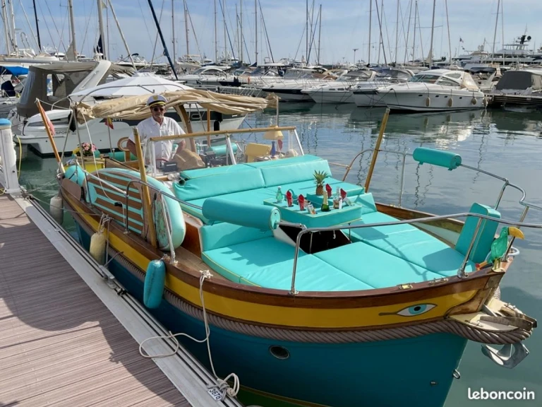 Yacht charter Golfe-Juan - Harding Life boat  on SamBoat