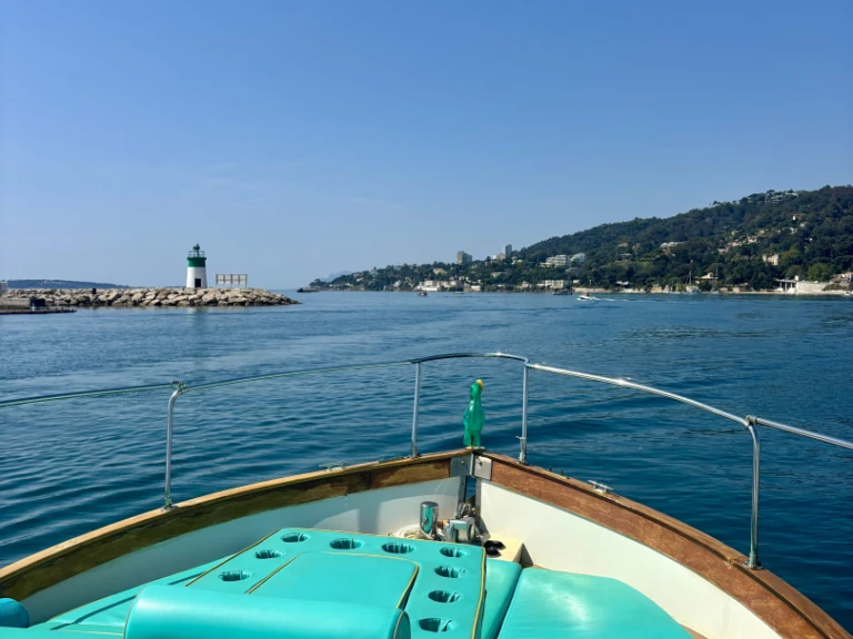 Motorboat hire in Golfe-Juan - Harding Life boat 