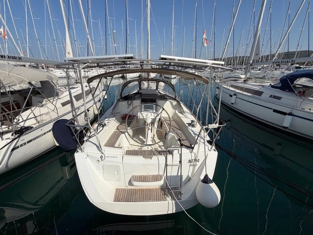 Sailboat to hire Sukošan at the best price