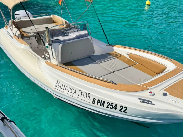 Hire a Zar Zar 75 Cala d'Or
