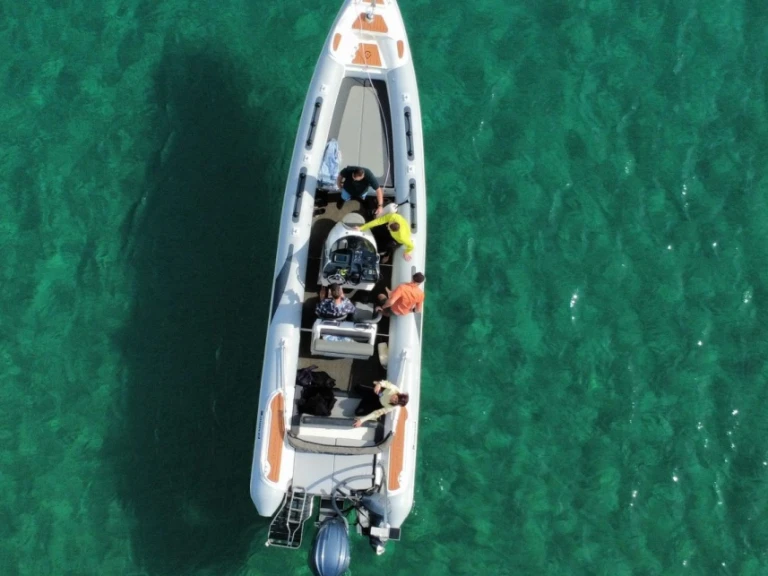 RIB hire in Agiokampos - Marvel 930