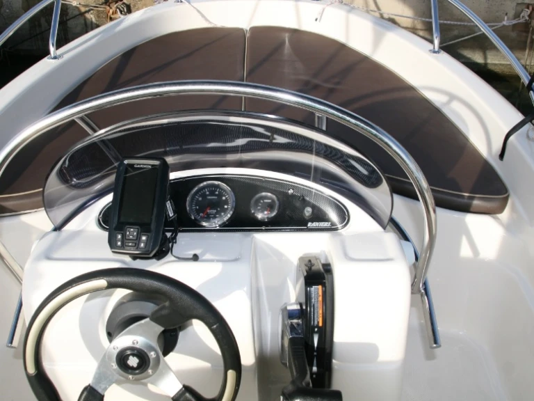 Yacht charter Alcúdia - Ranieri Soverato 565 on SamBoat