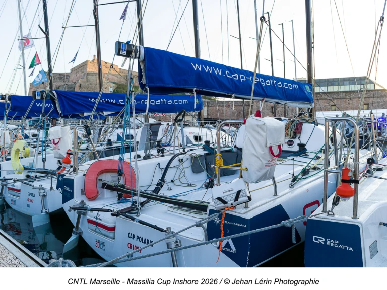 Hire Sailboat with or without skipper Jeanneau Marseille
