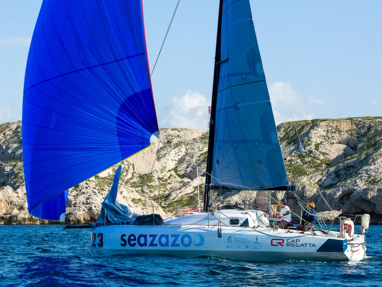 Yacht hire Marseille cheap sun fast 30 0D