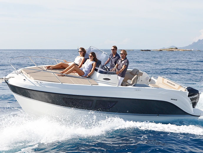 Motorboat to hire Port d'Alcudia at the best price