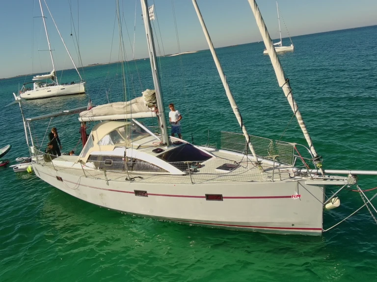 Hire Sailboat RM with a boat licence