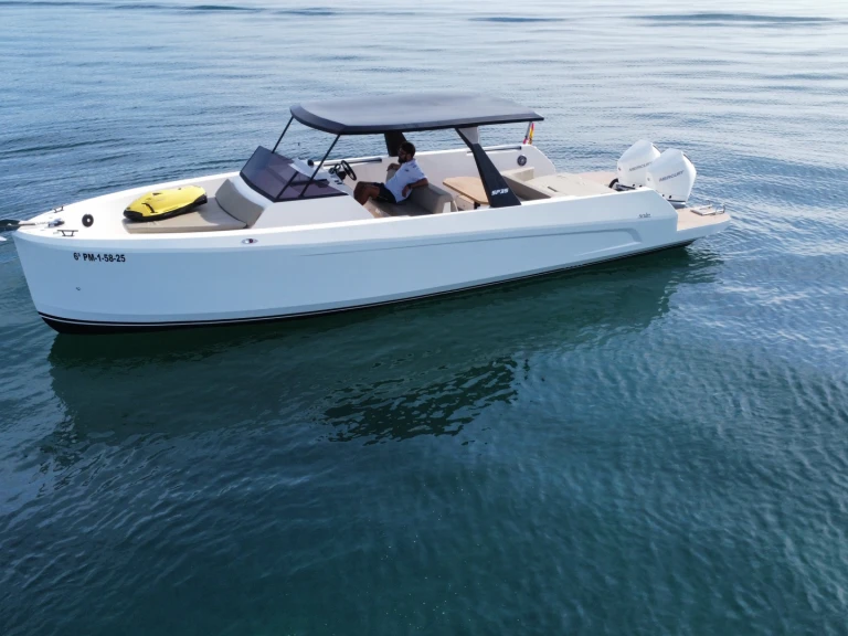 Yacht charter Port d'Alcudia - Sole SP 35 on SamBoat