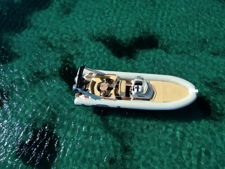 RIB hire in Porto-Vecchio - Capelli Tempest 1000 Sun