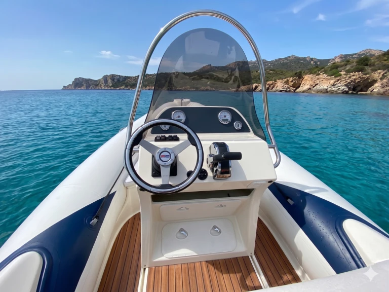 Yacht charter Carnon-Plage - Valiant V 650 Cruiser on SamBoat