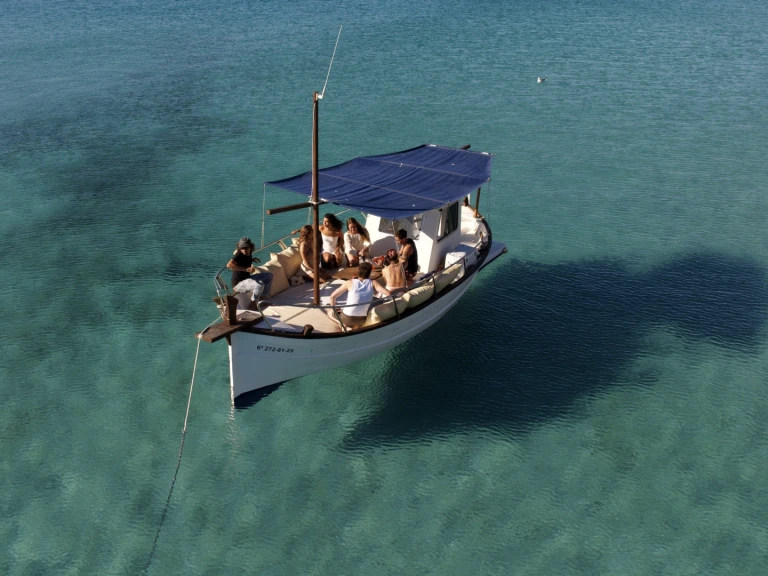 Charter a Capeador Capeador 36 Solarium in Sant Antoni de Portmany on Samboat