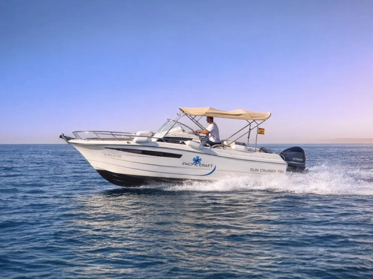 Hire Motorboat with or without skipper Pacific Craft Palma de Mallorca