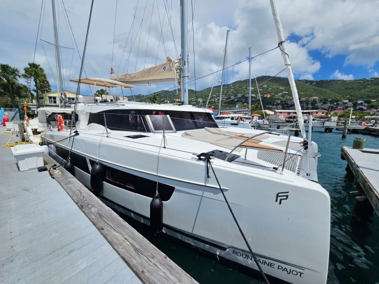 Catamaran hire in Frenchtown - Fountaine Pajot Fountaine Pajot FP 41 Maesto 3 