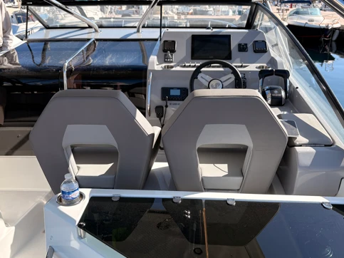 Luxury Yacht hire in Antibes - Bénéteau Flyer 10