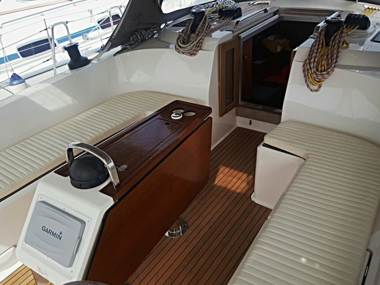 Sailboat hire in Novi Vinodolski - Bavaria Cruiser 46