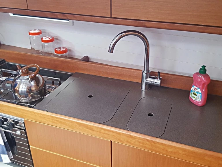 Charter a Bavaria Cruiser 46 in Novi Vinodolski on Samboat