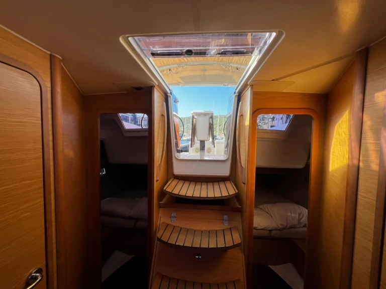 Hire Sailboat Dufour with a boat licence