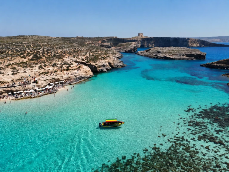 Yacht hire Ċirkewwa cheap motoring