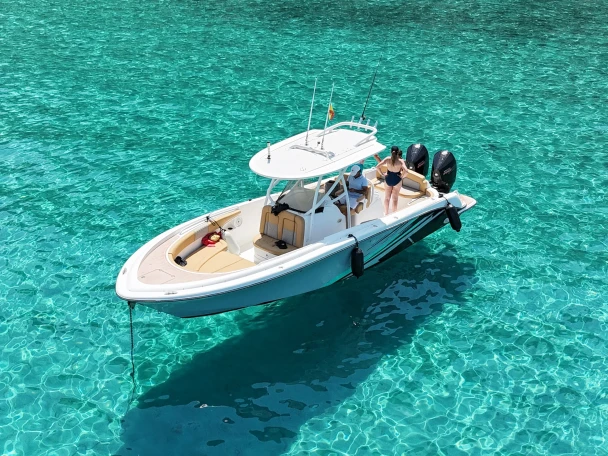 Yacht charter Port d'Alcudia - Pronautica 880 Open Sport on SamBoat