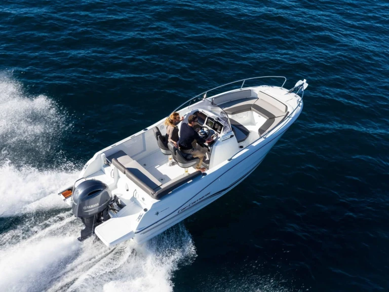 Charter a Jeanneau Cap Camarat 6.5 CC Serie 3 in Positano on Samboat