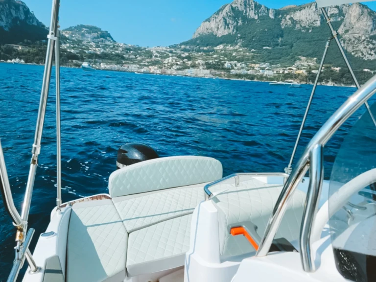 Hire Motorboat with or without skipper Romar Porto di Salerno