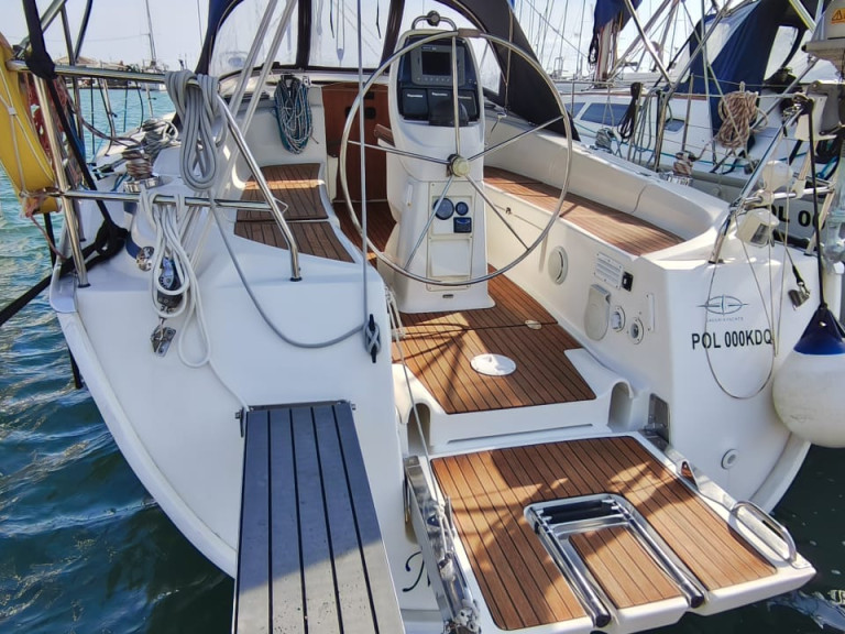 Yacht hire Pálairos cheap Bavaria 38