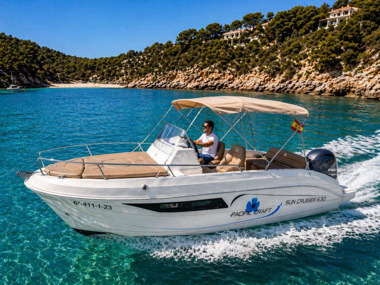 Motorboat hire in Palma de Mallorca - Pacific Craft Pacific Craft 630