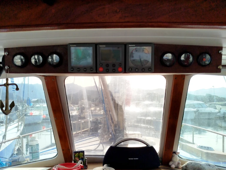 Sailboat hire in Saint-Florent - Nautitech Nautitech 395