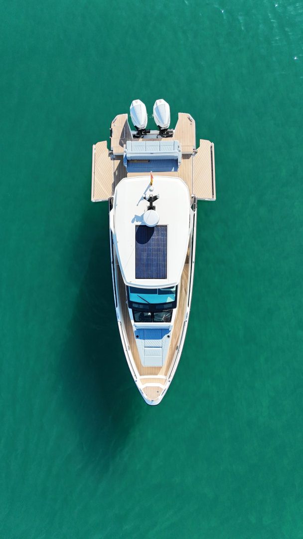 Yacht hire Platja d'Aro cheap Saxdor 320 GTO