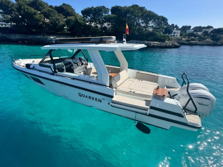 Motorboat to hire Manacor at the best price
