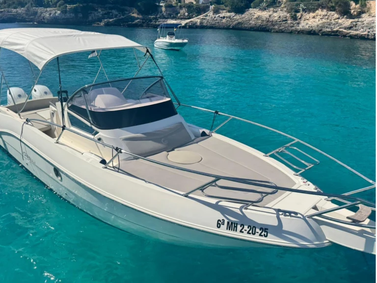 Hire a Capelli Cap 28 WA Cala d'Or