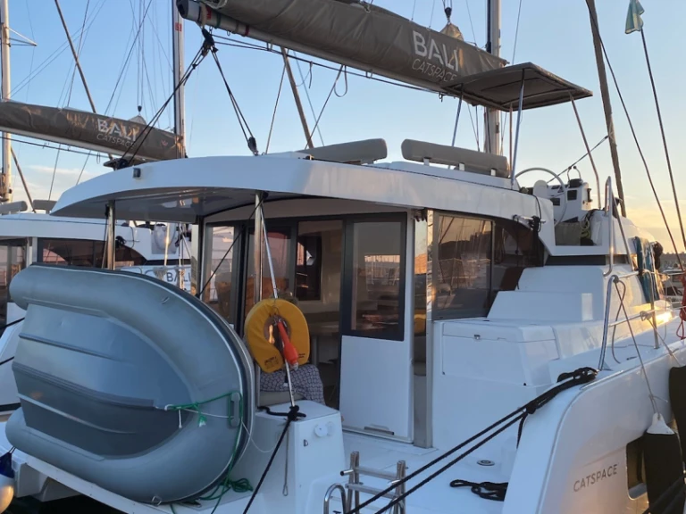 Catamaran to hire Marseille at the best price