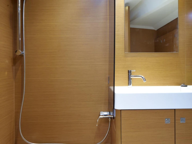 Yacht charter Sitges - Jeanneau Sun Odyssey 519 on SamBoat