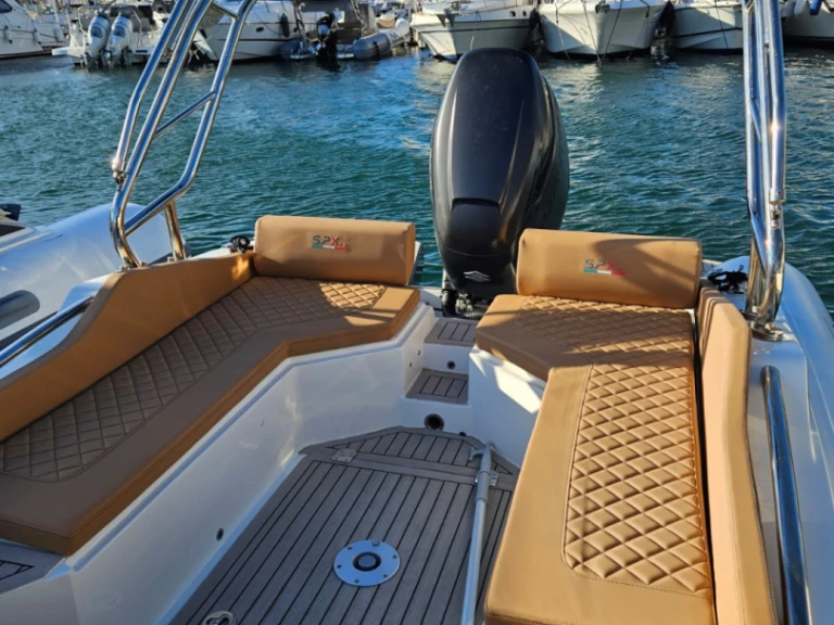 Charter a SPX RIB 24 DINETTE in Saint-Raphaël on Samboat