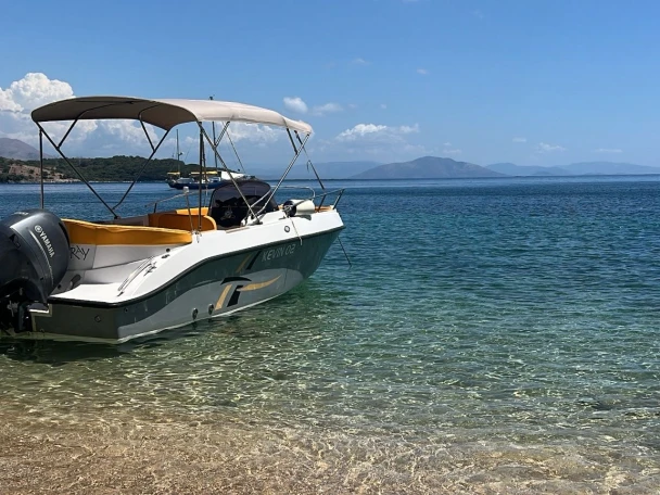 Hire a Marinello 7.5m Ksamil