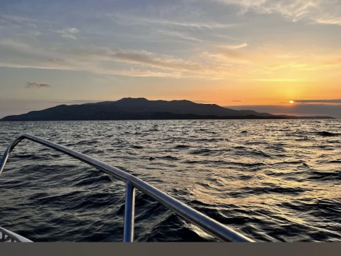 Charter a Lamberti sky in Ksamil on Samboat