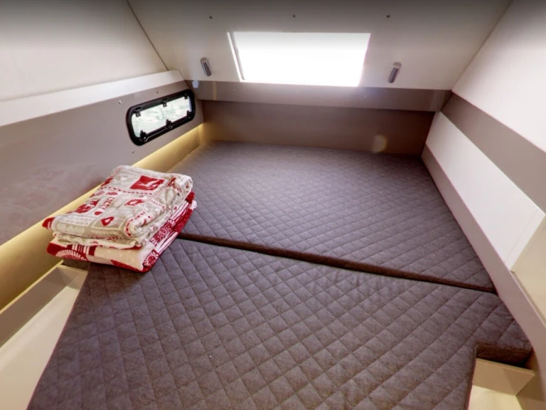 Hire Catamaran Bali with a boat licence