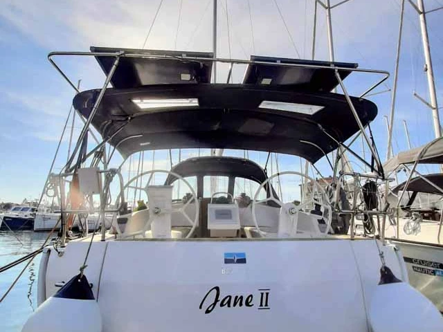 Sailboat to hire Zadar at the best price