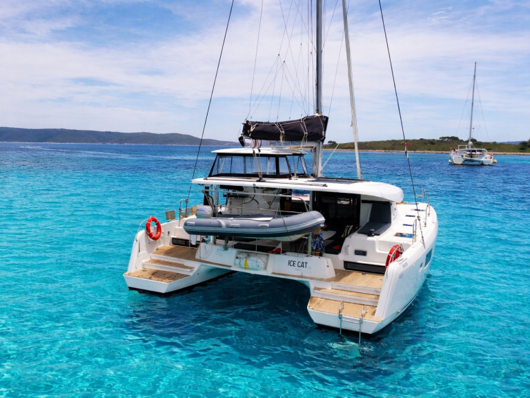 Catamaran hire in Olbia - Lagoon Lagoon 42