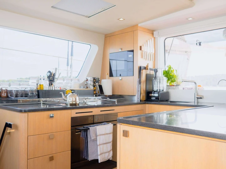 Yacht hire Saint Martin cheap MYMLAN II