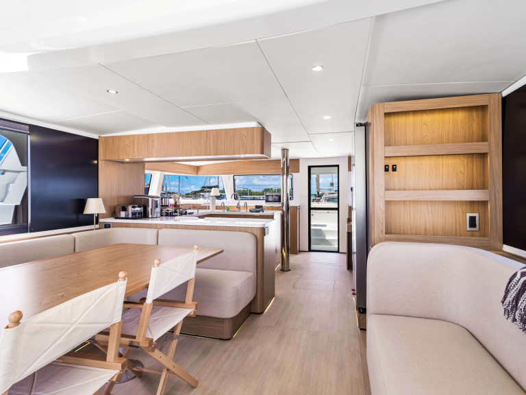 Catamaran to hire Tortola at the best price